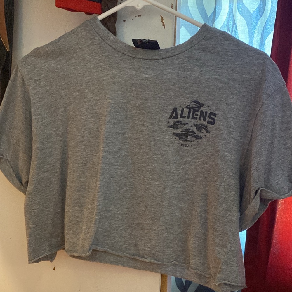 cropped tshirt